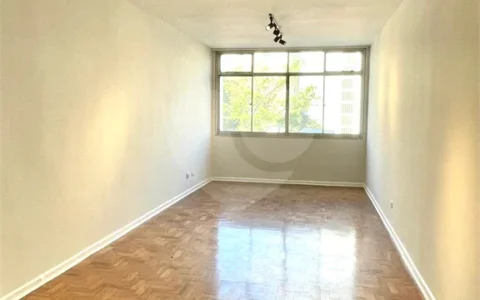 Apartamento no Jardins a passos da Oscar Freire