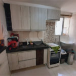 Apartamento no Condomínio Monte Azul .