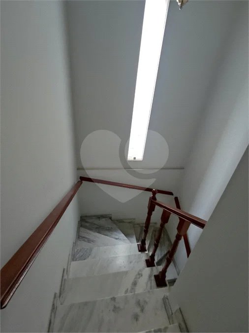 Sobrado à venda com 3 quartos, sendo 1 suíte,  em Vila Guilherme, São Paulo, SP