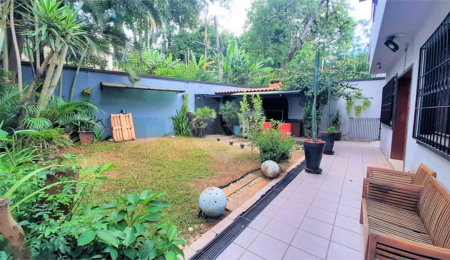 Vende-se Casa incrível no Jardim Prudência!