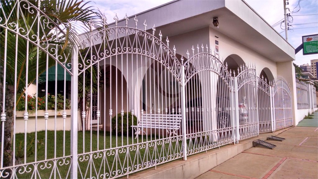 Imóvel para venda ou locação na região Central .