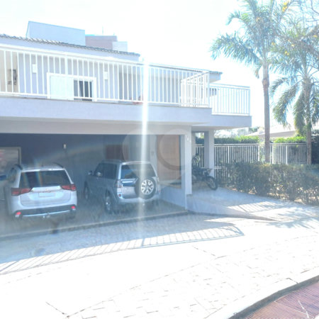 Casa à venda em Condomínio fechado em São Carlos Parque Faber 1