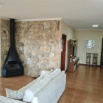 Casa à venda com 4 quartos, sendo 2 suítes,  em Country Residencial Felix, Bom Jesus dos Perdões, SP