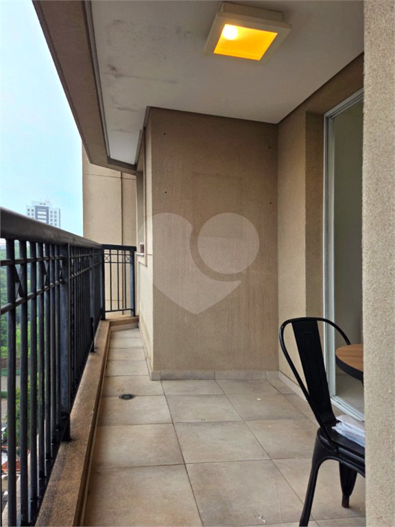 Apartamento na Chácara Inglesa com 2 dormitórios (1 suite), varanda, vista livre e vaga