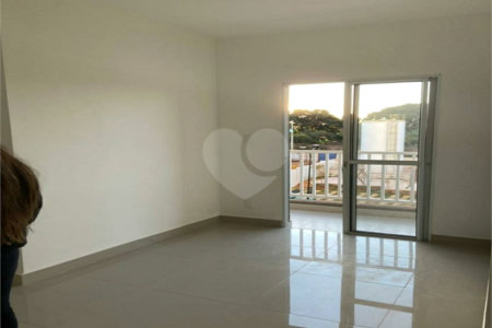 Apartamento no Residencial Flor de Liz
