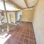 Casa térrea à venda com amplo quintal e grande potencial na Vila Nery