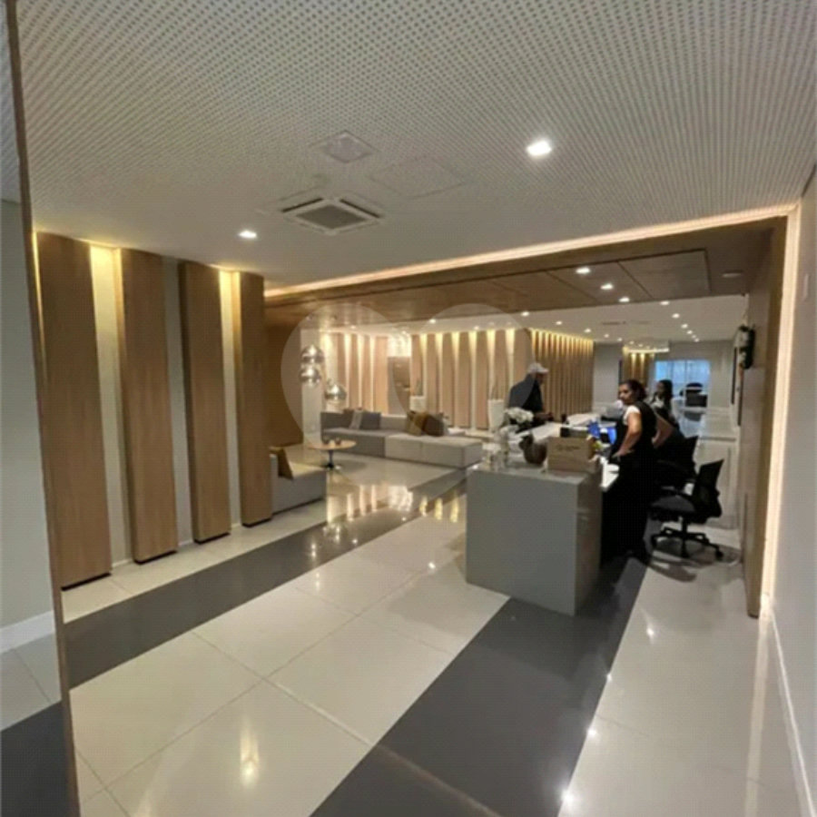 Apartamento para venda no Campo Belo de 42,14 m² - 1 dormitório - 1 banheiro - ar condicionado