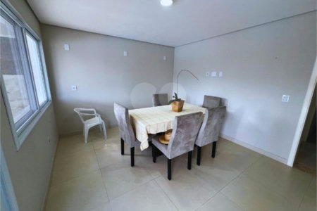 Apresento essa belíssima casa no Condomínio Delle Stelle - Louveira SP