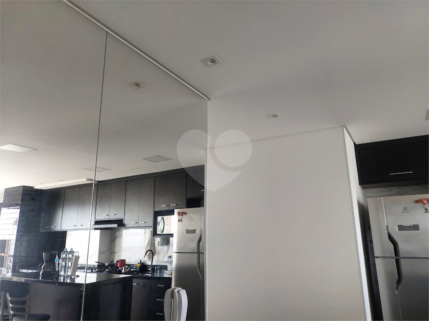 Apartamento no Brás repleto de lazer com 50 m² com 2 dormitórios e 1 vaga, Estuda Permuta