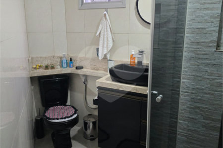 Apartamento de 3 quartos, com garagem, á venda no Cambuci