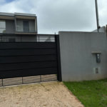 Sobrado à venda com 3 quartos, sendo 1 suíte, em Parque Rizzo, Cotia - SP