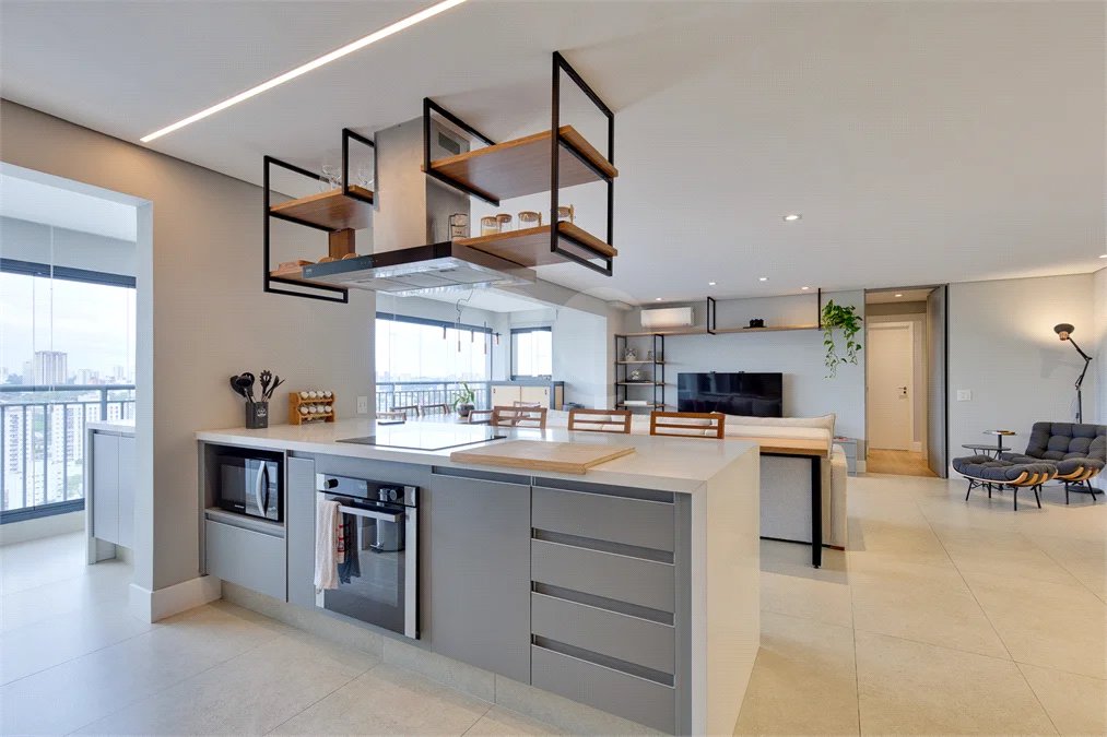 Apartamento à venda com 2 suítes em Santo Amaro, São Paulo, SP