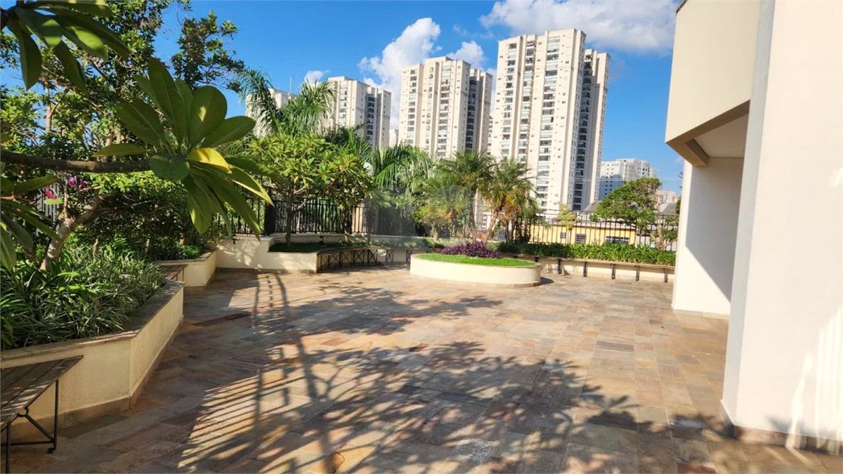 Apartamento de 82m² cm 3 quartos e 2 vagas, à venda no Condomínio Alpes da Serra, no Picanço, Guarulhos.