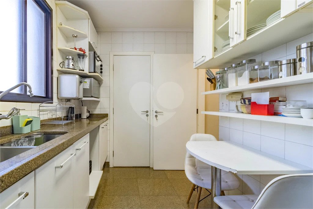 Apartamento sofisticado à venda em Higienópolis — conforto, elegância e localização privilegiada na tradicional Rua Tupi.
