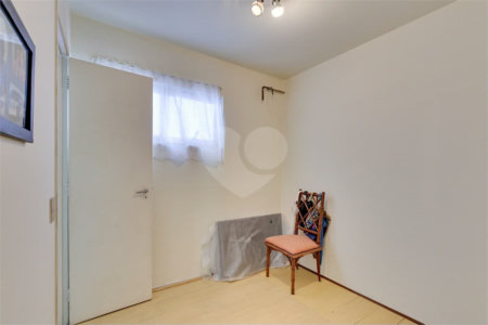 Apartamento à venda com 4 quartos, sendo 1 suíte, em Jardim Marajoara, São Paulo, SP
