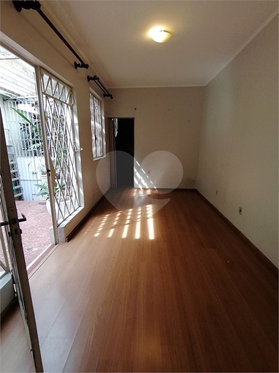 CASA À VENDA NA VILA MARIANA, 180m2, TÉRREA, VAGA DE GARAGEM