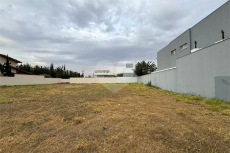 Terreno á venda, no Residencial Damha I, em São Carlos.