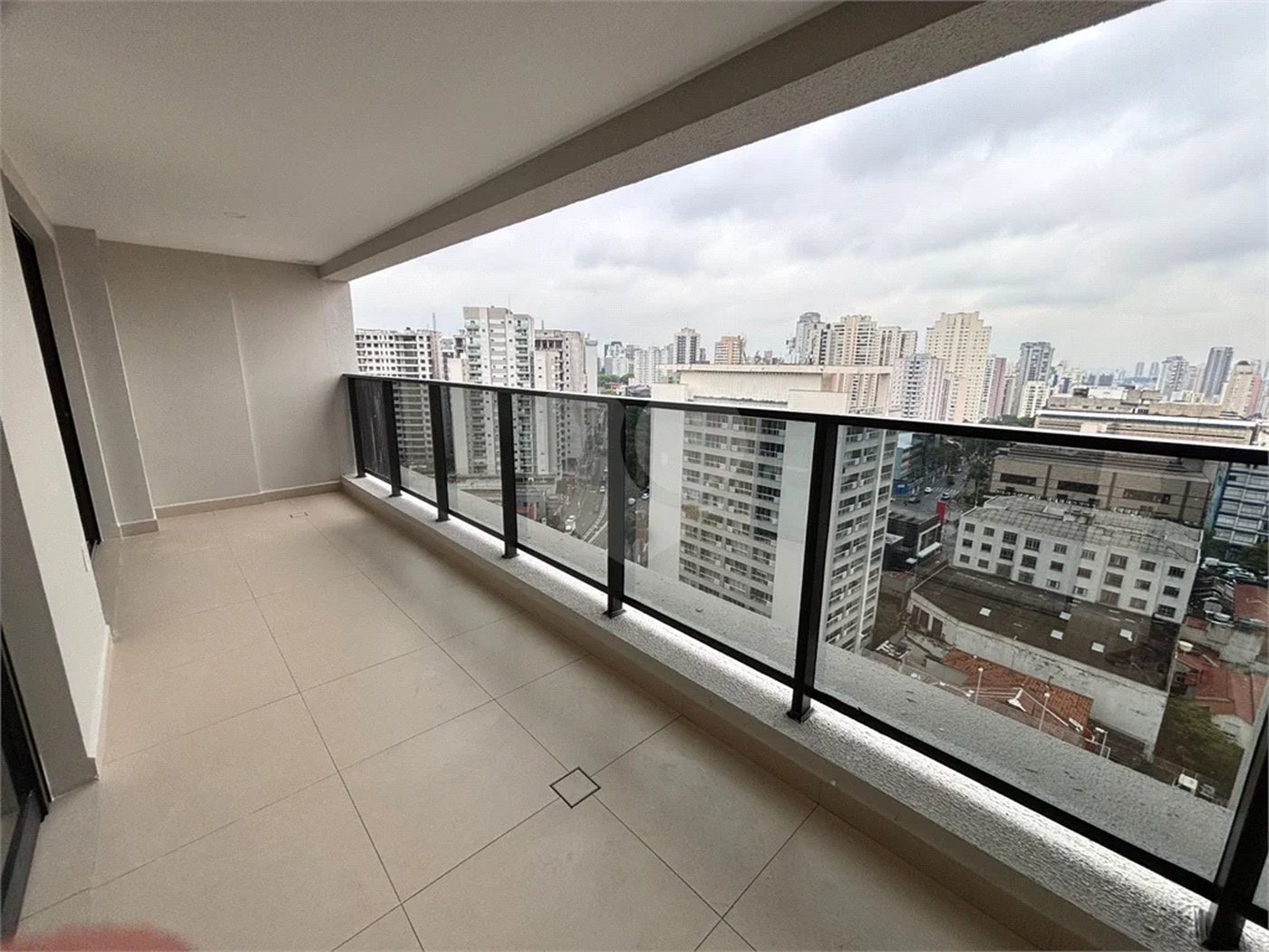 VILA CLEMENTINO - APARTAMENTO DE 1 DORMITÓRIO DE 46,12M² COM VAGA - ANDAR ALTO - VISTA LIVRE