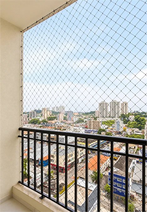 Apartamento com 2 dormitórios e 1 vaga em Nova Petrópolis, com piscina, academia, brinquedoteca, churrasqueira e portaria 24 horas. Excelente localização.