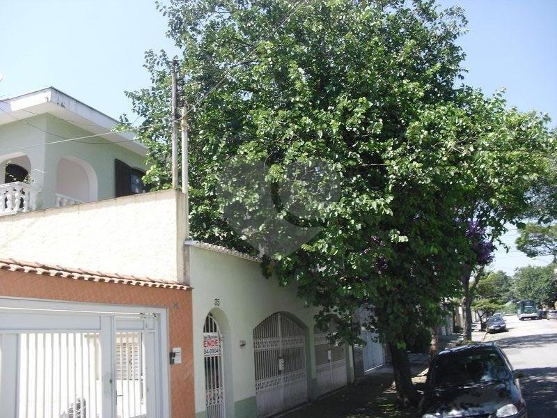 Sobrado Isolado à venda na Saúde- 160 m2 - 3 Suites/2 Vagas na garagem