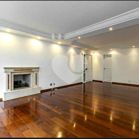 Apartamento a venda em Moema com 162m², 3 quartos ( suítes ) 3 vagas