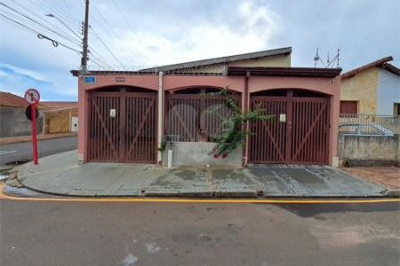 Casa à Venda na Vila Prado – São Carlos/SP