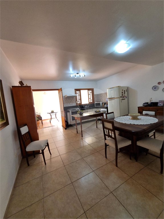 VENDA - Sobrado Jardim França: 135m² | 3 dormitórios (1 suíte) | 2 vagas | Churrasqueira