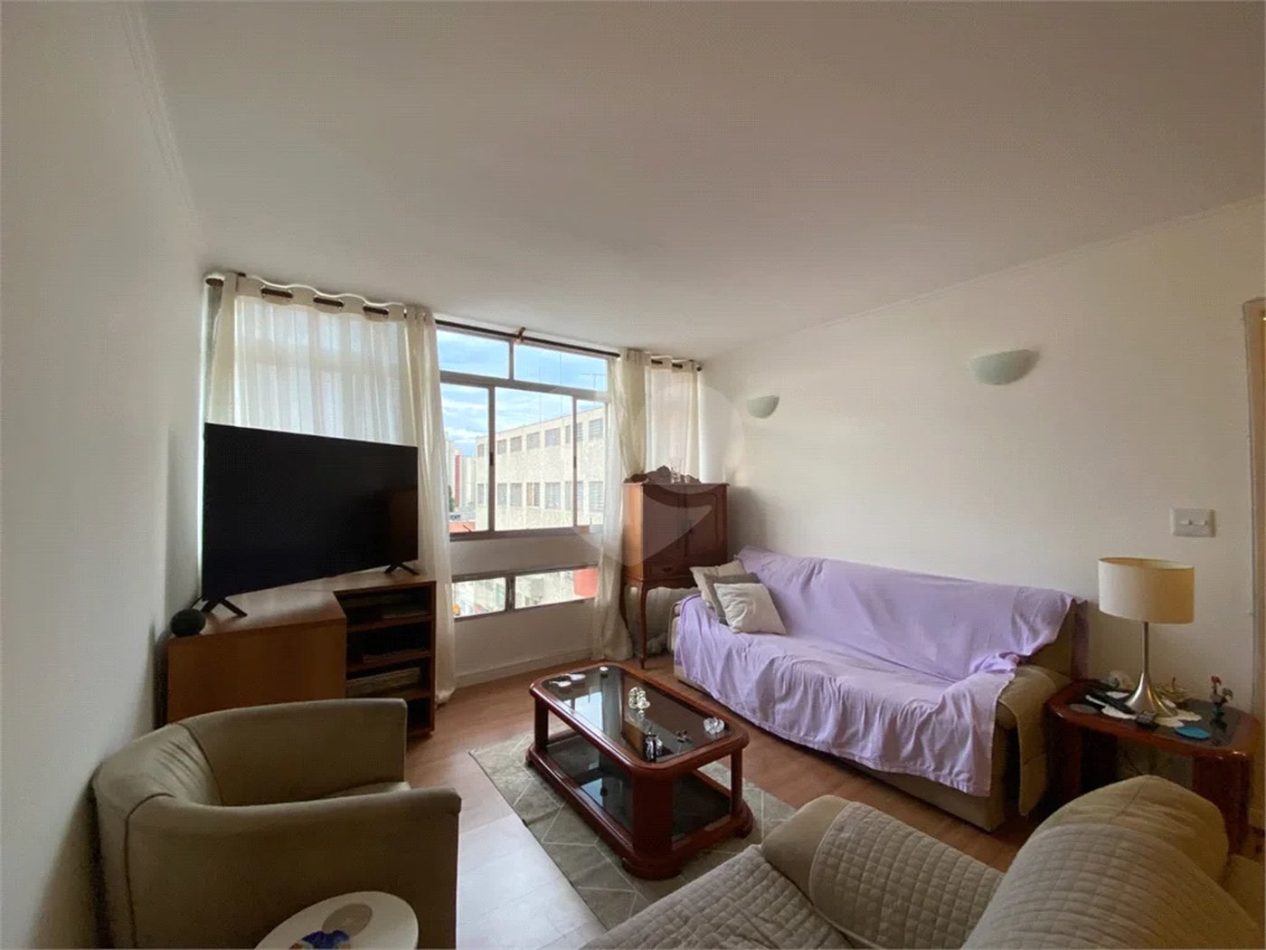 Amplo Apartamento à Venda – 140 m² | 3 Dormitórios | 1 Vaga