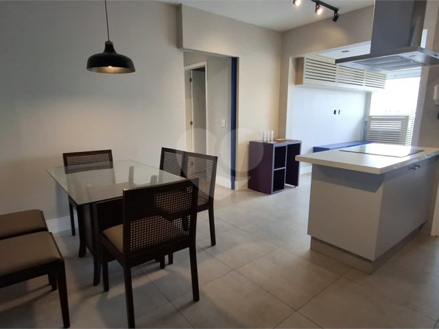 Apartamento para alugar com 2 quartos, sendo 1 suíte,  em Campo Belo, São Paulo, SP