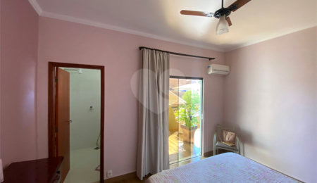 Sobrado à venda com 3 quartos, sendo 1 suíte,  em Jardim Nossa Senhora Aparecida, São Carlos, SP