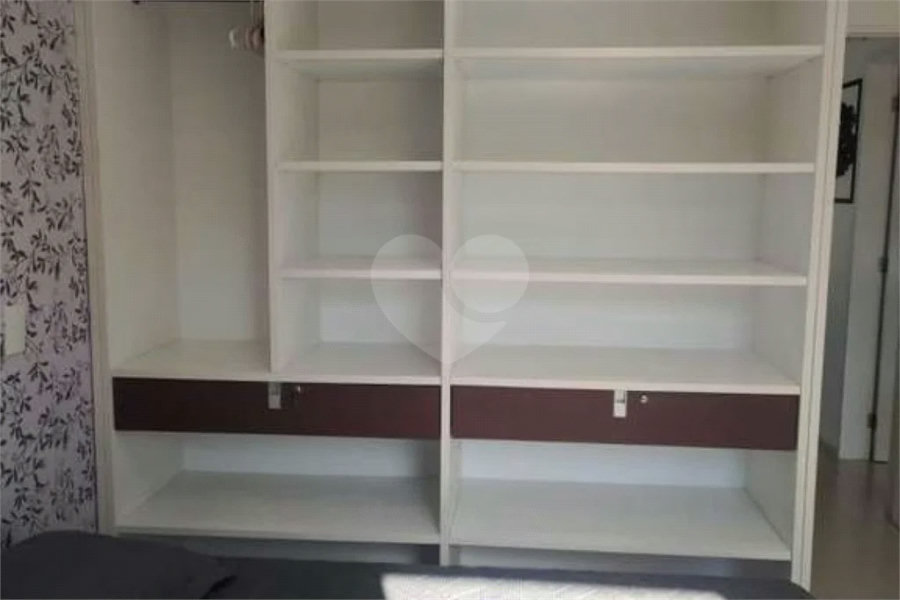 Maravilhosa Casa em Condomínio com 4 Suítes na Praia de Juquehy!!!