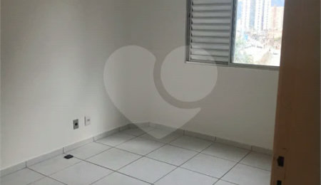 Apartamento para alugar com 3 quartos, sendo 1 suíte,  em Parque Santana, Mogi das Cruzes, SP