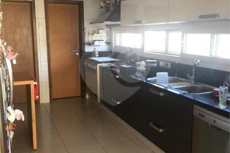 Casa no condomínio Delle Estele em Louveira -SP
