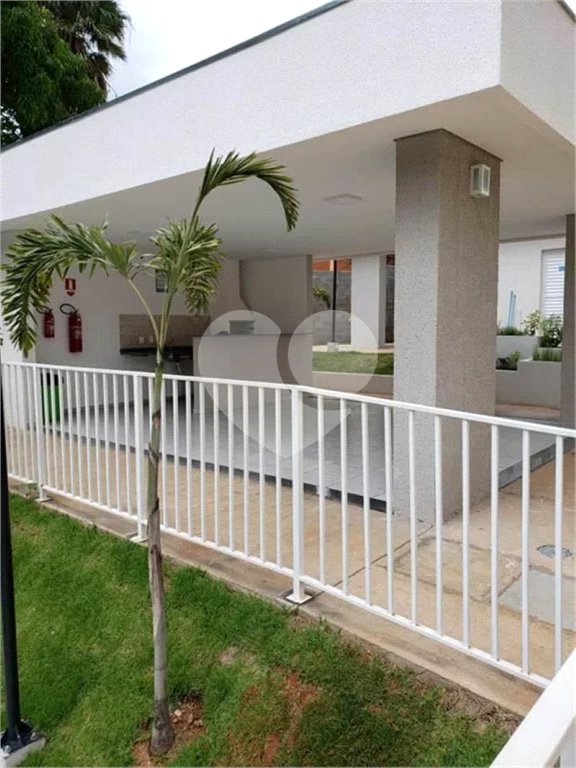 Apartamento a venda no Parque dos Manácas