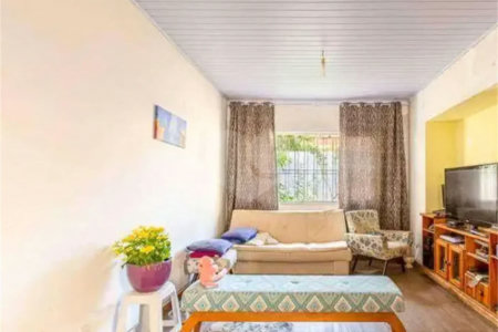 Casa de 108m2 à Venda no Bosque da Saúde
