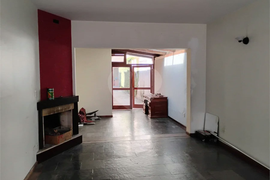 Vende-se ou Aluga-se Casa com 400 m2 na Vila Mascote