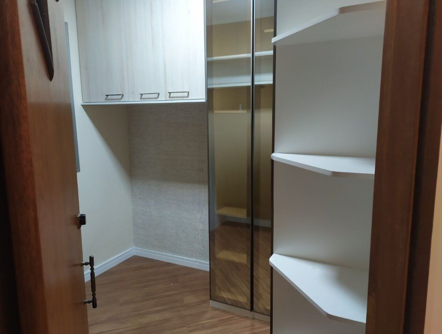 Apartamento à venda com 3 quartos, sendo 1 suíte, em Cidade São Francisco, São Paulo - SP