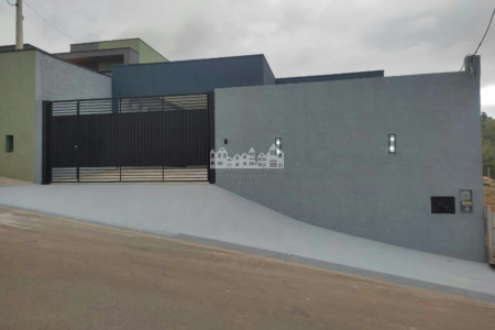 Casa térrea à venda com 3 quartos, sendo 1 suíte, em Loteamento Parque Residencial Serras de Atibaia II, Atibaia - SP