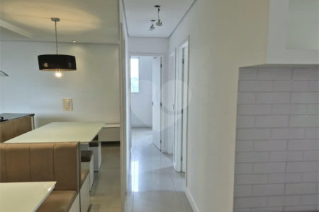 Oportunidade na Vila Leopoldina! Imóvel de 69m2, com 3 dorm., sendo 1 suíte, 2 banheiros, sala, cozinha e 2 vagas. Com ar condicionado em 2 dorm.