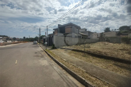 Terreno em Atibaia com 652 metros, pronto para construir no Jardim do Lago, aceita financiamento