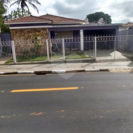 Casa a venda com 3 dormitórios sendo uma suíte em Ibaté