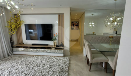 Apartamento à venda com 2 quartos, sendo 1 suíte,  em Vila Campestre, São Paulo, SP