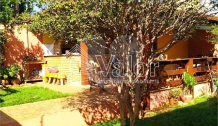 Casa à venda com 3 quartos, sendo 2 suítes,  em Planalto Paraíso, São Carlos, SP