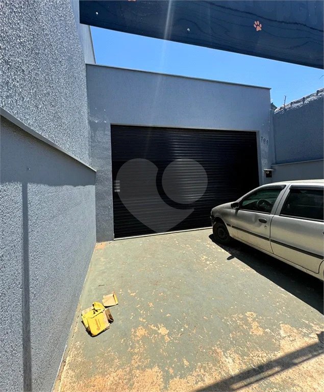 Salão Comercial para locação no Vila Industrial.