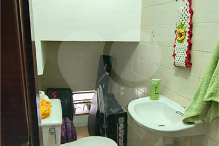 Sobrado à venda com 3 quartos em Tremembé, São Paulo, SP