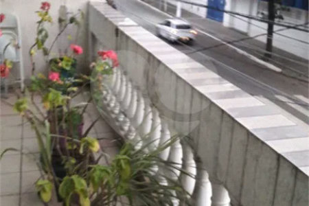 Sobrado à venda na Quarta Parada, para comércio ou residência, entre Alto da Mooca e Belenzinho