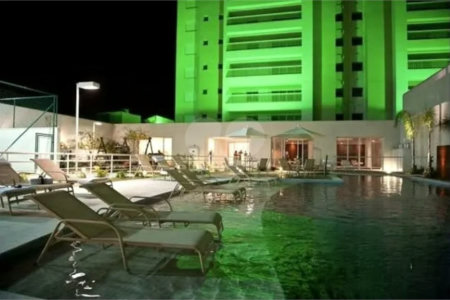 Aptº venda Mooca, 149m², andar alto, 4 dorms, 3 suítes, 2 vagas, varanda gourmet, ar condicionado.