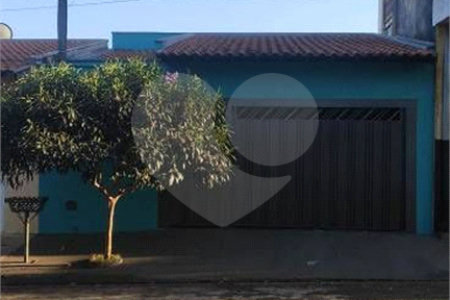 Casa térrea em Ribeirão Preto/SP.