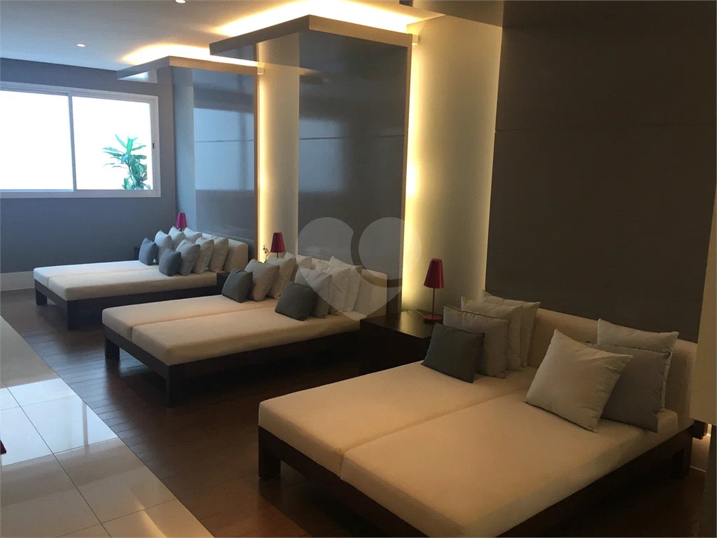 EXCELENTE APARTAMENTO PARA LOCAÇÃO NO ITAIM BIBI, 70 M2, 1 SUITE, 2 BANHEIROS, 2 VAGAS