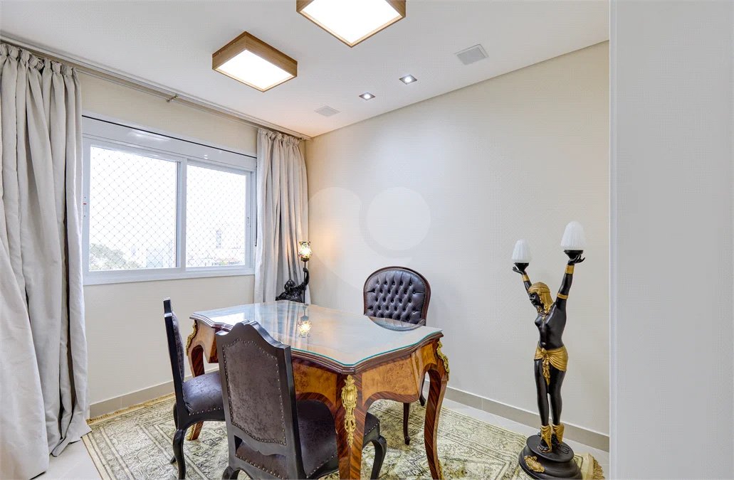 Apartamento à venda com 3 suítes em Jardim Marajoara, São Paulo, SP
